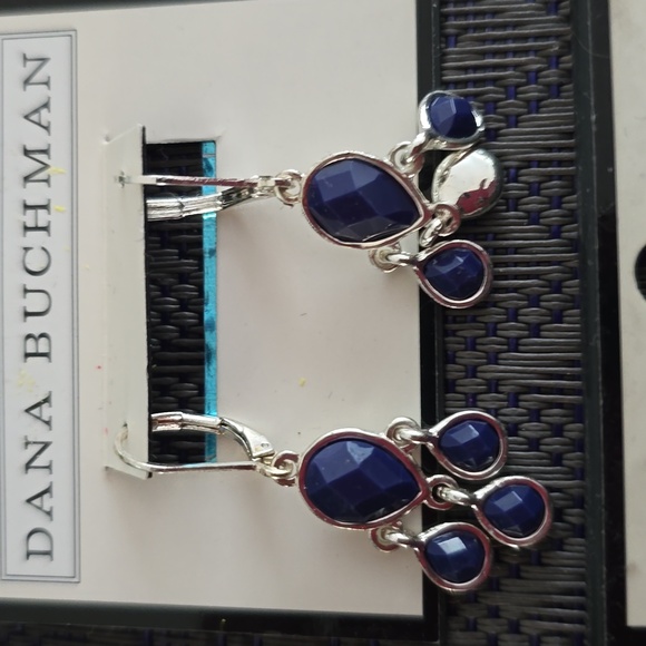 DANA BUCHMAN BRAND WOMEN'S FASHION JEWELRY BUNDLE OF 8 PAIRS OF PIERCED โฆ - Picture 5 of 14